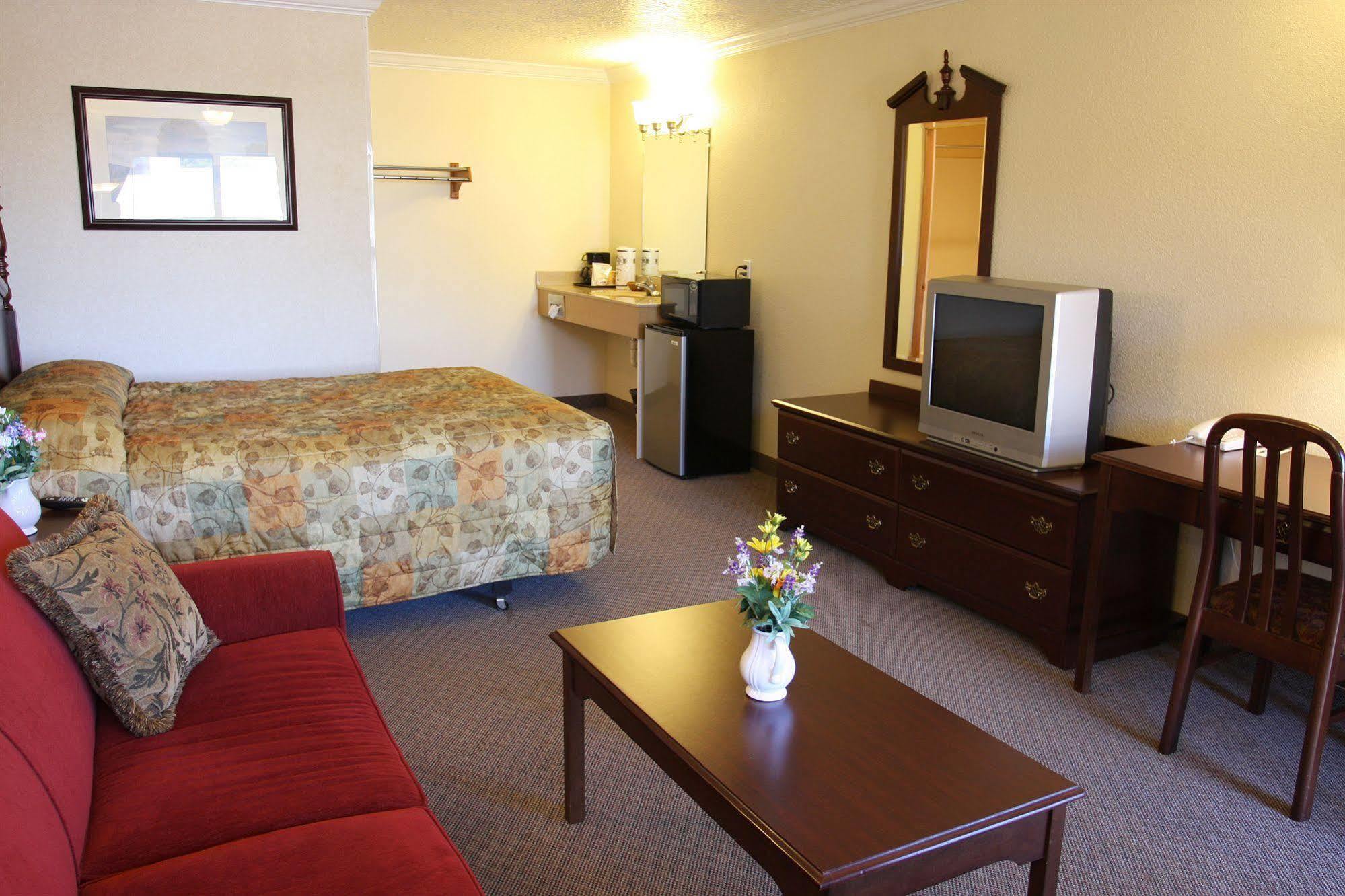 Western Royal Inn Tillamook Extérieur photo