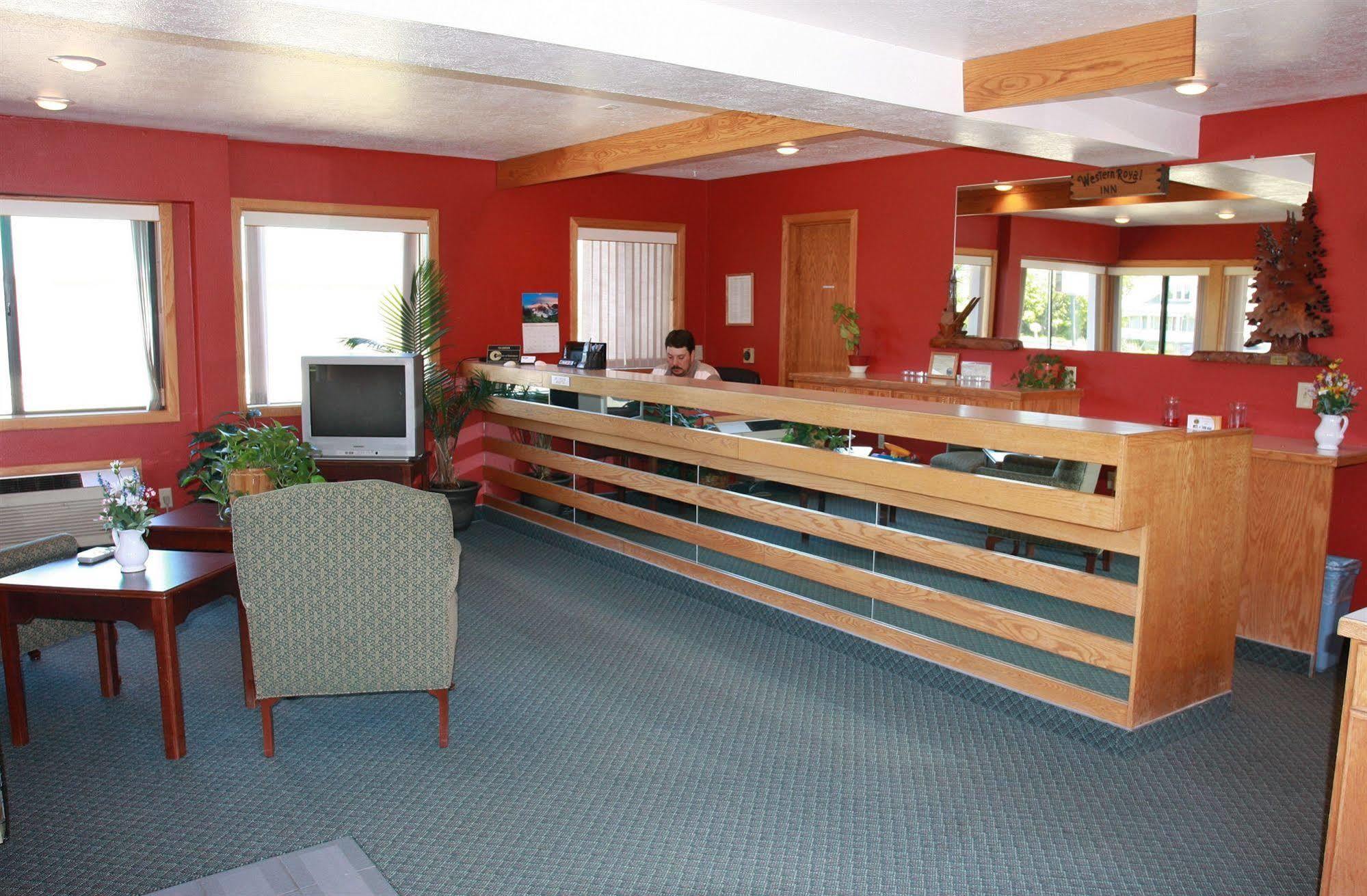 Western Royal Inn Tillamook Extérieur photo